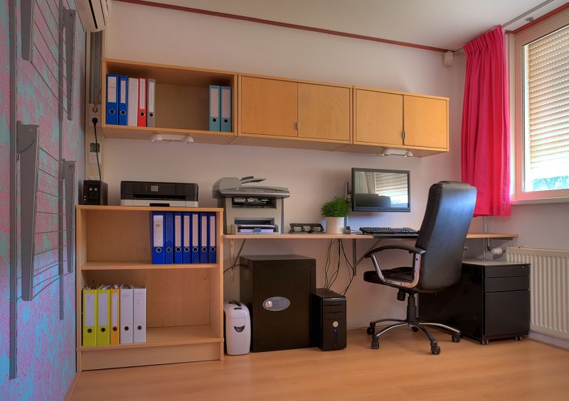 custom desk builder